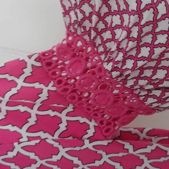 Crown & Ivy Lattice Print Bell Sleeve Peasant Top. Crochet. Size Small Petite - Picture 7 of 14